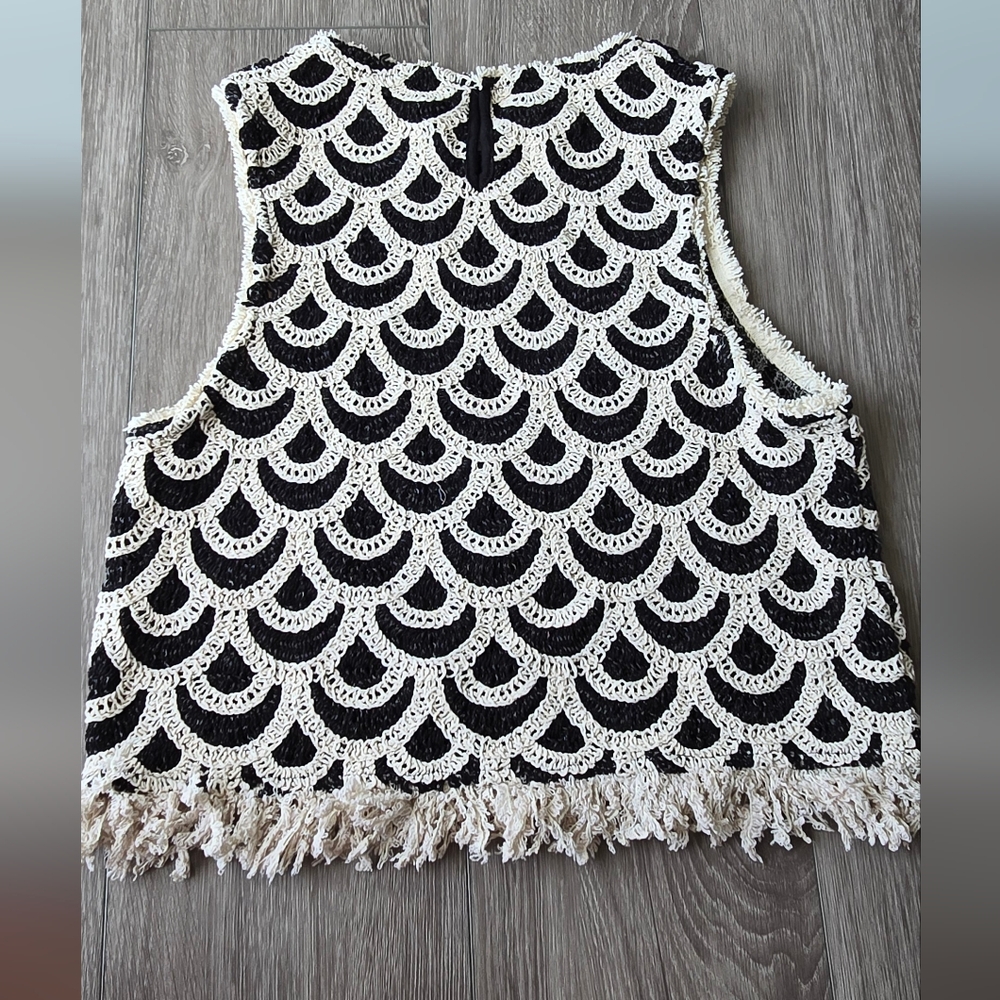 Mango MNG Crochet Lace Fringe Crop Top Black Cream Scallop Boho Festival M - Picture 14 of 14